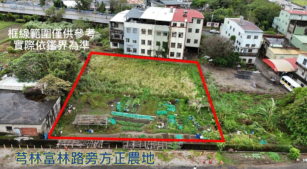 芎林富林路旁方正農地