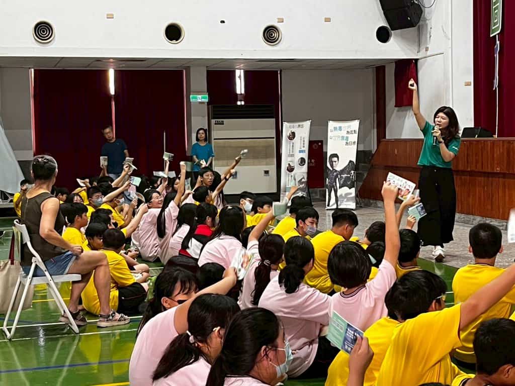 Line Album 20251017 251101 229