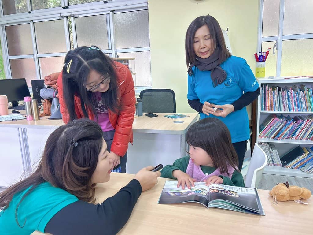 Line Album 2026.1.7中和國小反毒宣導活動 260107 19