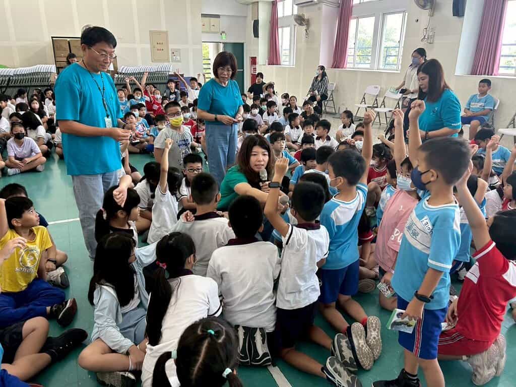 Line Album 東隆國小反毒宣導活動 251101 10