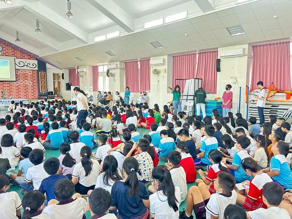 Line Album 東隆國小反毒宣導活動 251101 47