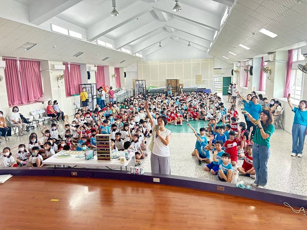 Line Album 東隆國小反毒宣導活動 251101 66