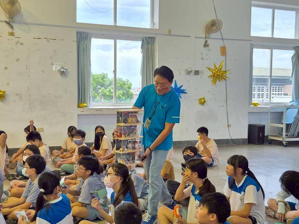 Line Album 民雄 興中國小反毒宣導 250923 26