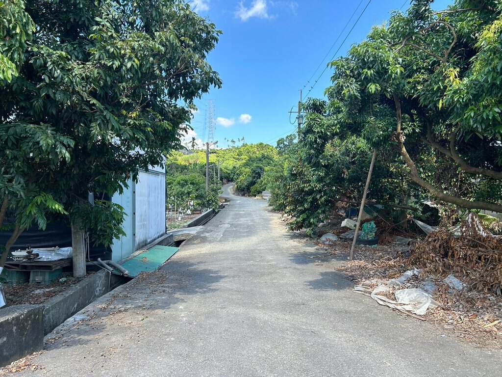 Line Album 國三附近竹崎農地 261002 7